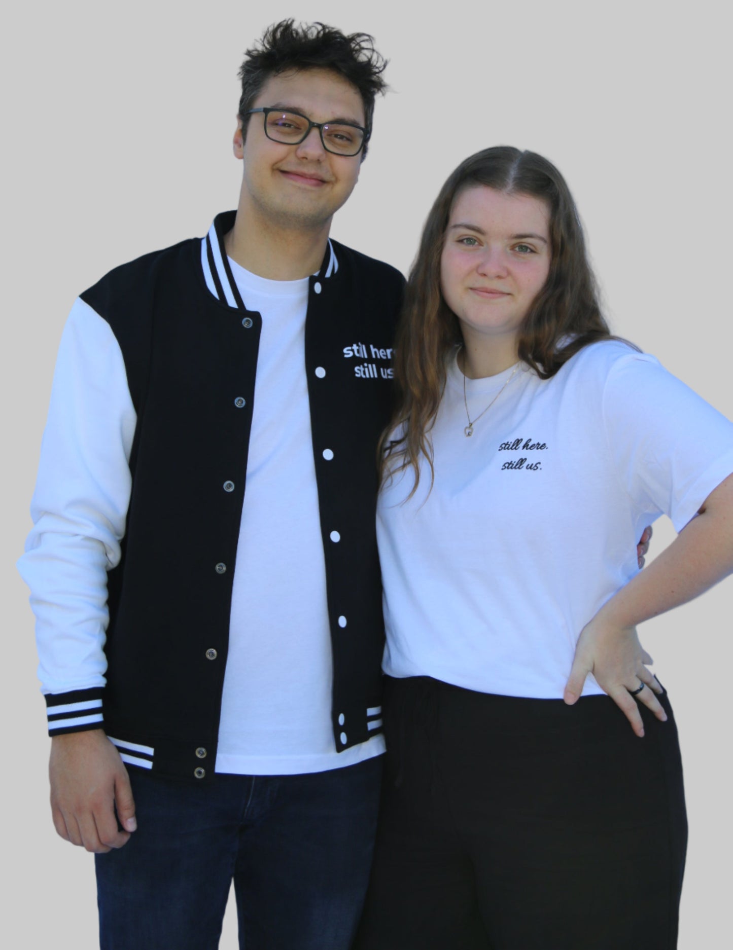 Sweat College Jacke – (Schwarz/Weiß)